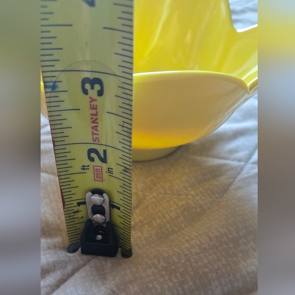 Vintage Mulberry Yellow Flower Bowls - Picture 7 of 8